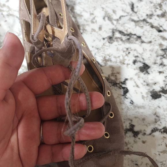 Flats size 5.5 (🌵FOR BUNDLES ONLY) - Picture 4 of 5